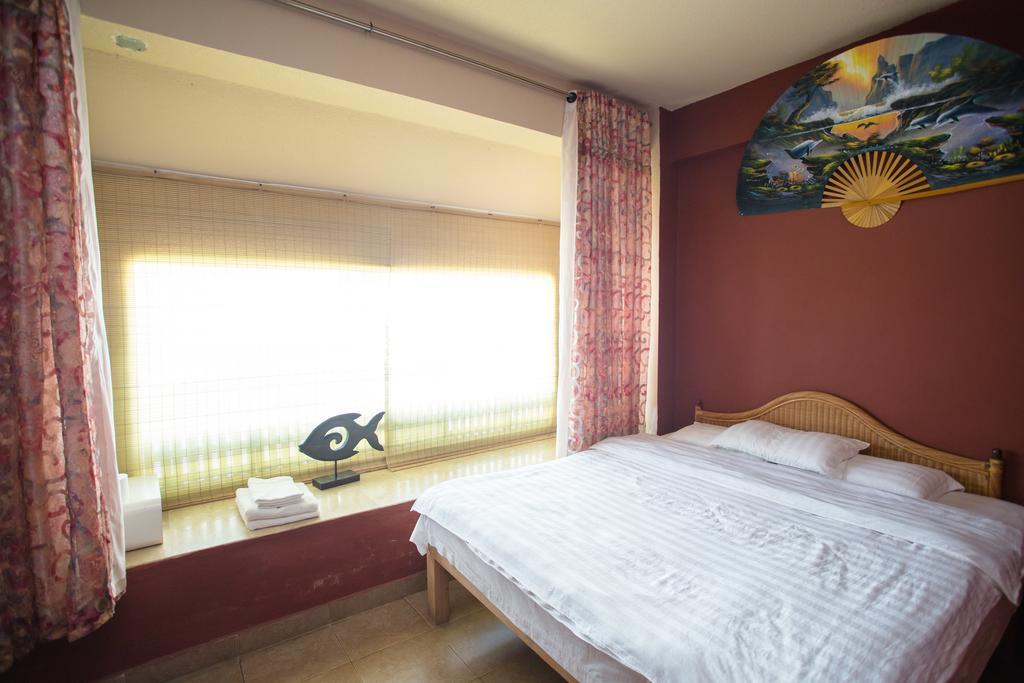 G.T. Guest House Garapan Chambre photo