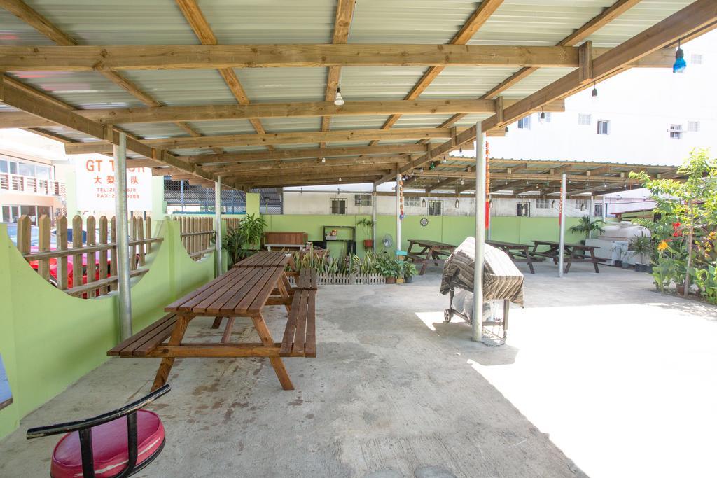 G.T. Guest House Garapan Extérieur photo