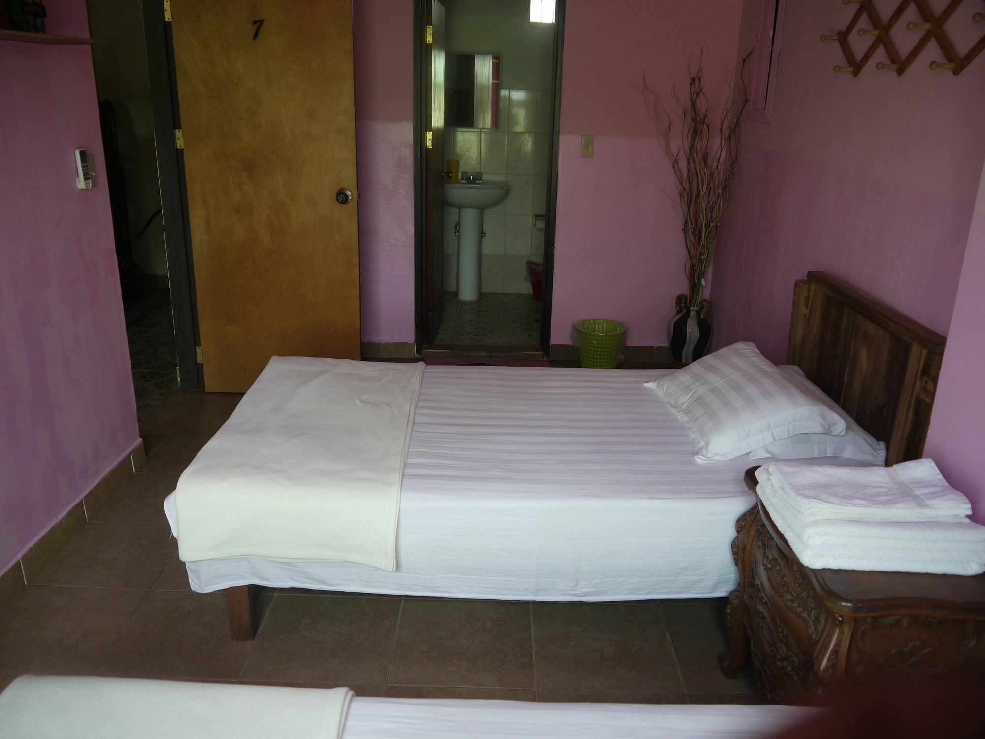 G.T. Guest House Garapan Extérieur photo
